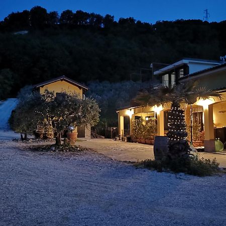 La Dolce Vallata Montefiore dellʼAso 外观 照片